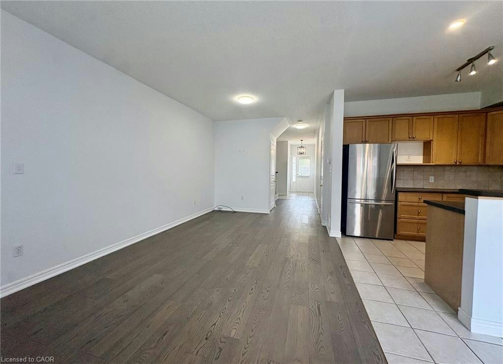 5325 Applegarth Drive, Burlington, ON, L7L 6V3 - 8
