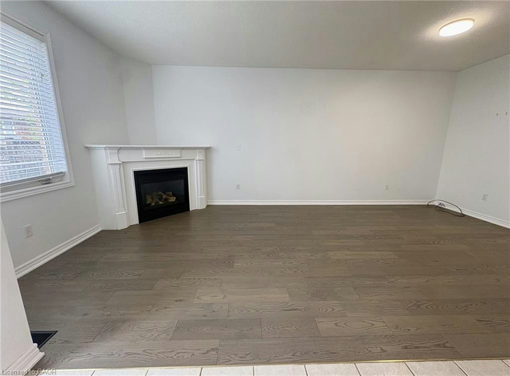 5325 Applegarth Drive, Burlington, ON, L7L 6V3 - 7