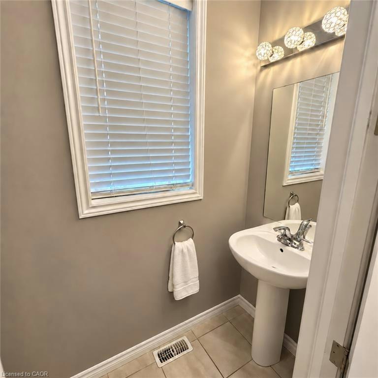 26 Strauch Avenue, Township of Wilmot, ON, N3A 4N7 - 5