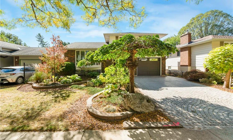 588 Louise Drive