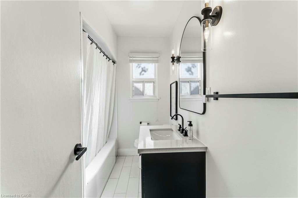 Main Floor-41 Sharon Avenue, Hamilton, ON, L8T 1E2 - 12