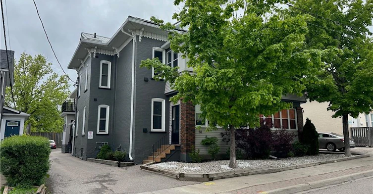 203-58-60 Madison Avenue N, Kitchener, ON, N2H 2Z6