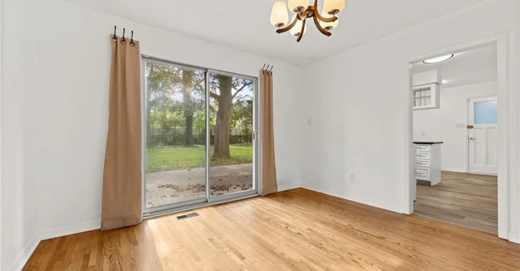 24 Valloncliffe Road, Markham, ON, L3T 2W8 - 11