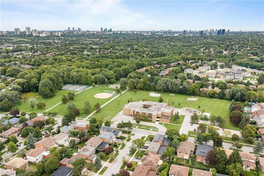 24 Valloncliffe Road, Markham, ON, L3T 2W8 - 39