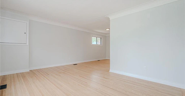 Main-38 Endfield Avenue, Hamilton, ON, L8T 2L4 - 2