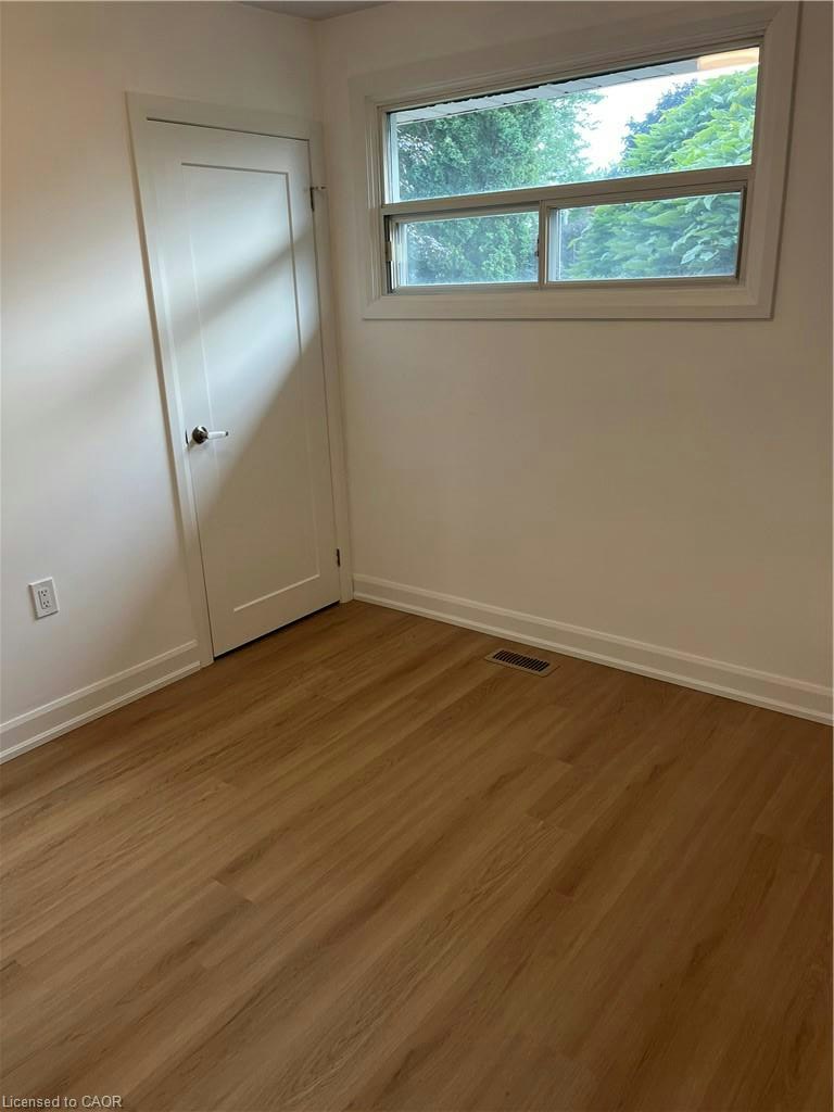 Upper-42 Woodman Drive S, Hamilton, ON, L8K 4E4 - 12