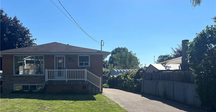 Upper-42 Woodman Drive S, Hamilton, ON, L8K 4E4 - 2