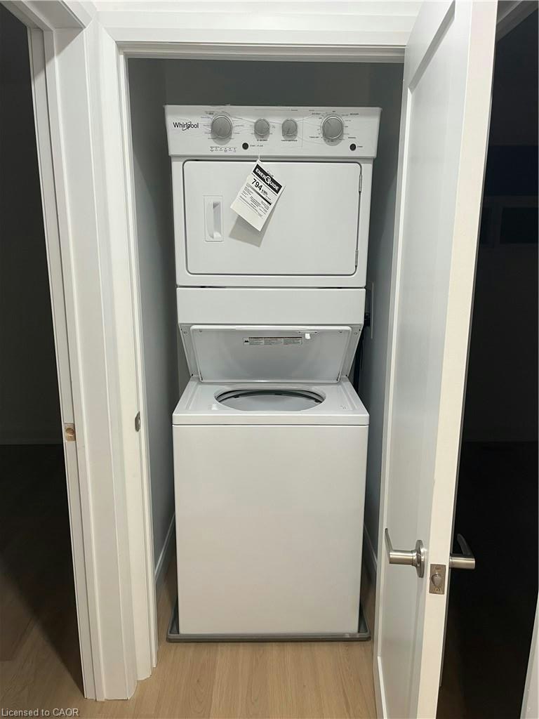 Upper-42 Woodman Drive S, Hamilton, ON, L8K 4E4 - 9
