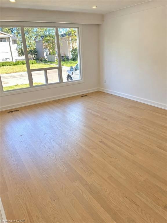 Upper-42 Woodman Drive S, Hamilton, ON, L8K 4E4 - 4