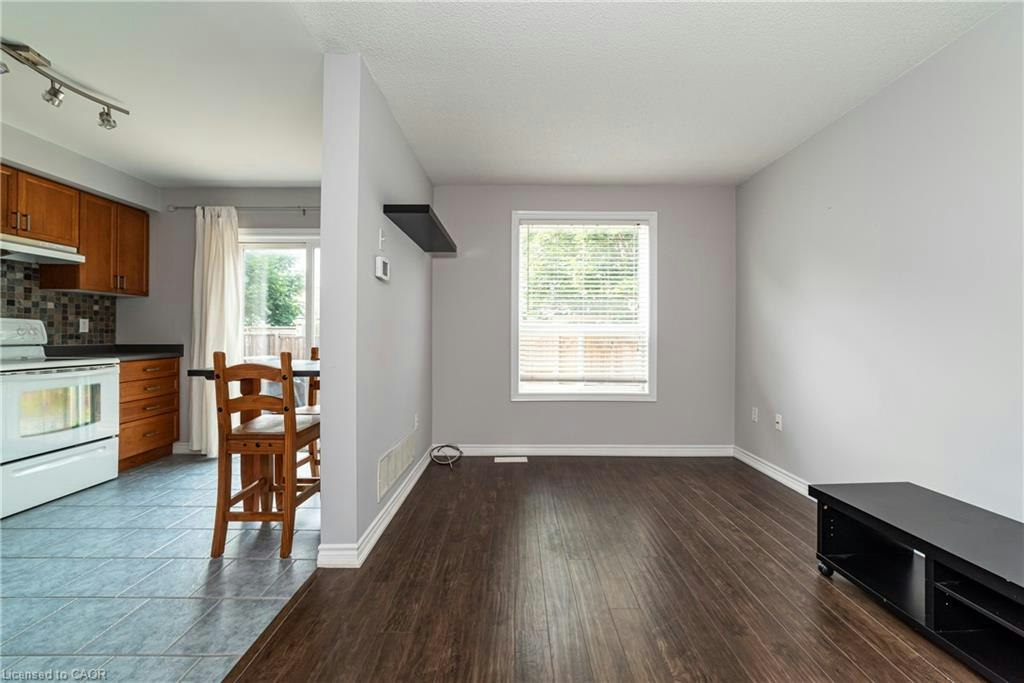 11-39 Pinewoods Drive, Hamilton, ON, L8J 3Z3 - 15