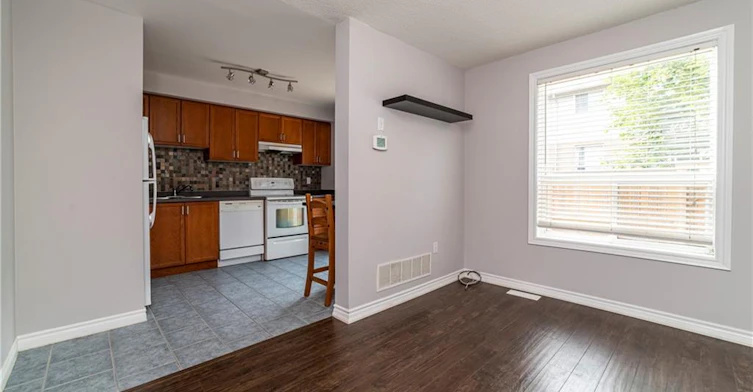 11-39 Pinewoods Drive, Hamilton, ON, L8J 3Z3 - 14
