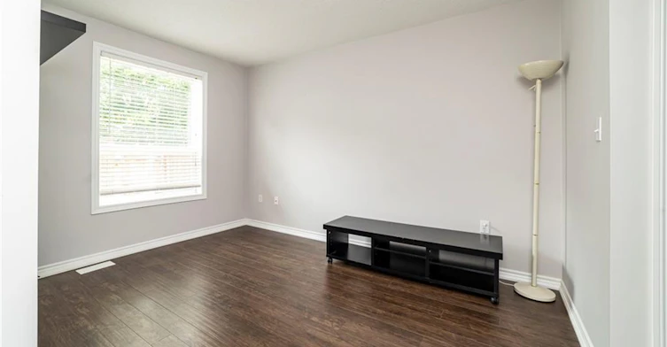 11-39 Pinewoods Drive, Hamilton, ON, L8J 3Z3 - 13