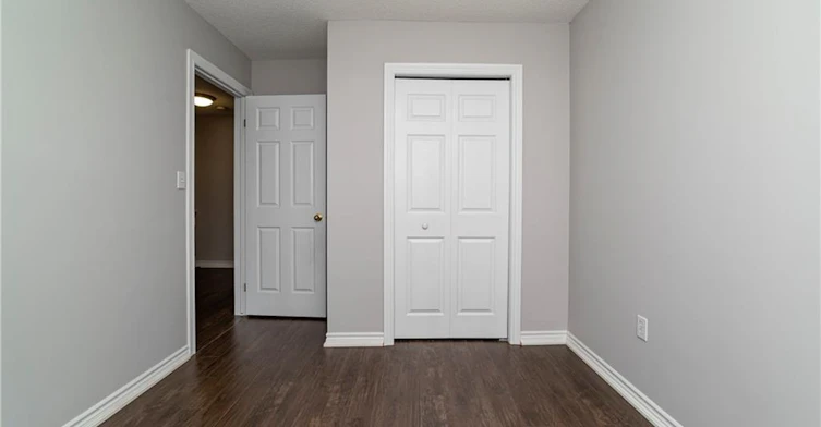 11-39 Pinewoods Drive, Hamilton, ON, L8J 3Z3 - 26
