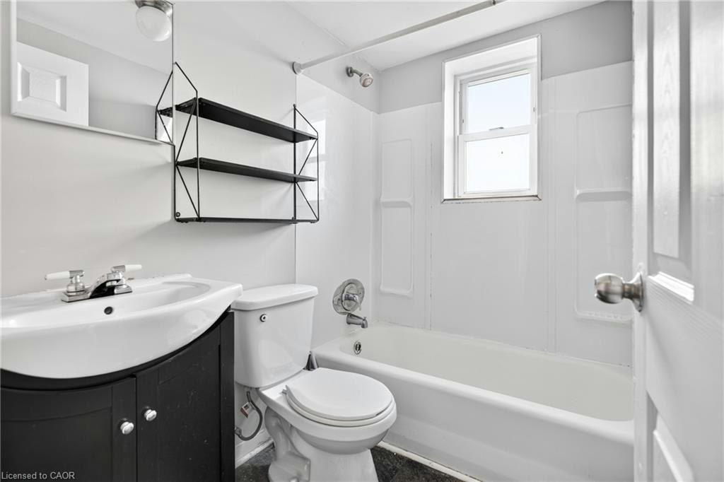 1-3 Applewood Avenue, Hamilton, ON, L8G 3S4 - 21
