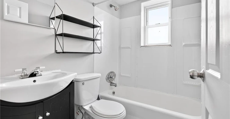 1-3 Applewood Avenue, Hamilton, ON, L8G 3S4 - 21