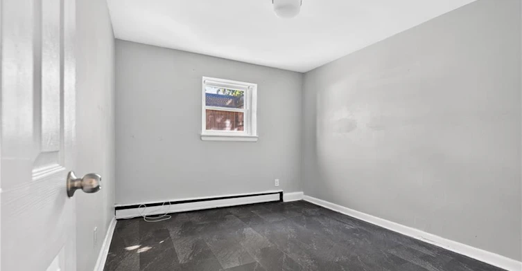 1-3 Applewood Avenue, Hamilton, ON, L8G 3S4 - 14