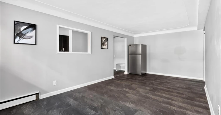 1-3 Applewood Avenue, Hamilton, ON, L8G 3S4 - 5