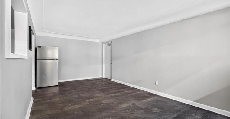 1-3 Applewood Avenue, Hamilton, ON, L8G 3S4 - 4