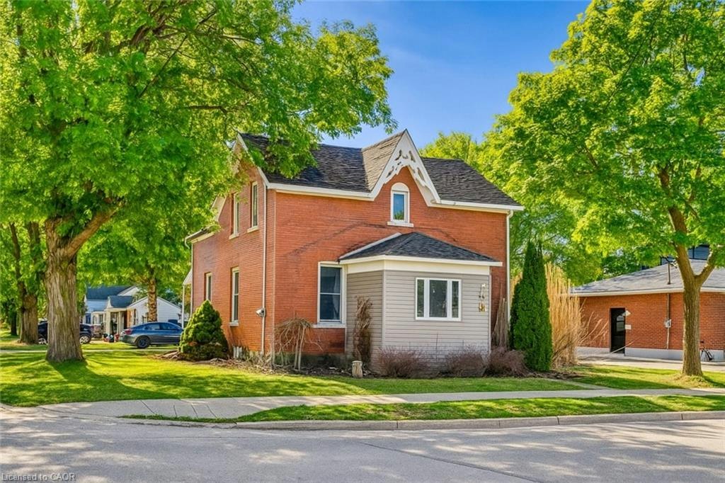 137 Wellington Street, West Perth, ON, N0K 1N0