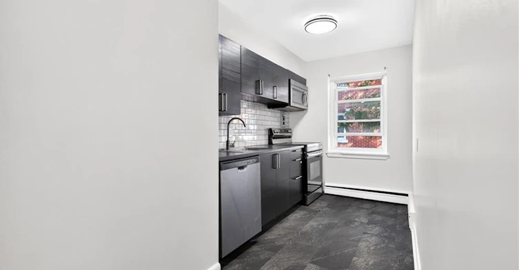 3-3 Applewood Avenue, Hamilton, ON, L8G 3S4 - 9