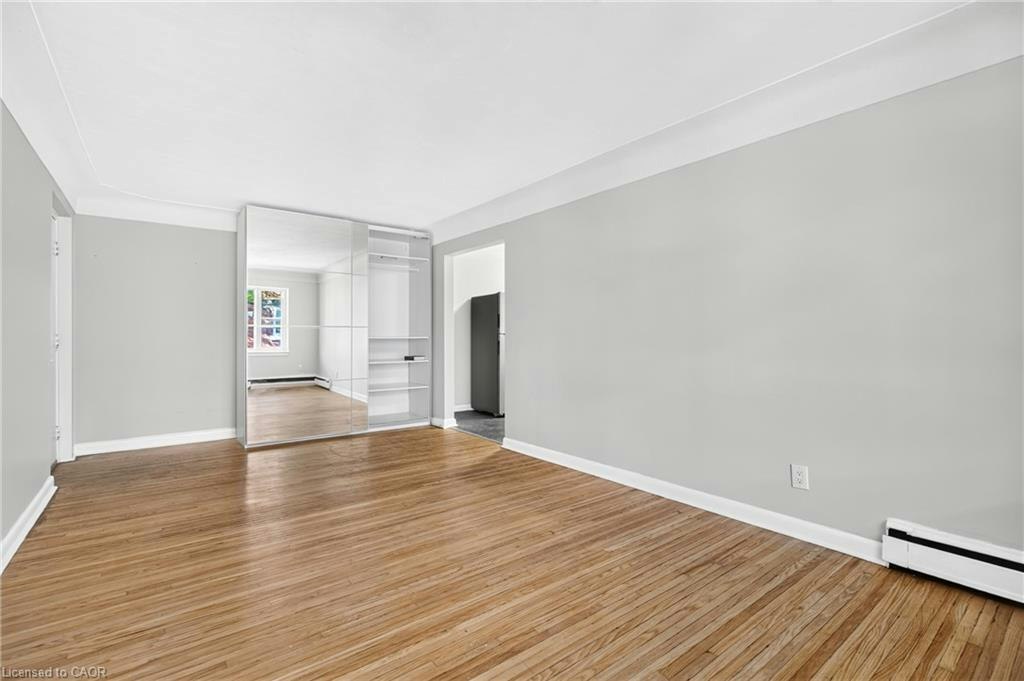 3-3 Applewood Avenue, Hamilton, ON, L8G 3S4 - 5