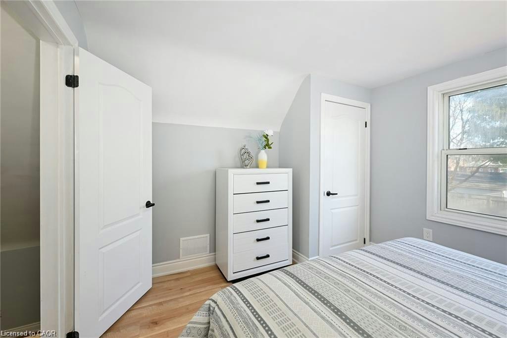 Upper-213 East 28th Street, Hamilton, ON, L8V 3H9 - 28