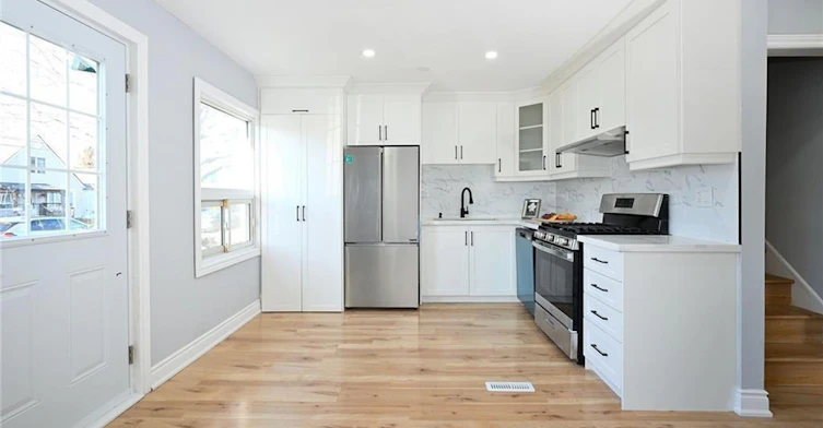 Upper-213 East 28th Street, Hamilton, ON, L8V 3H9 - 4