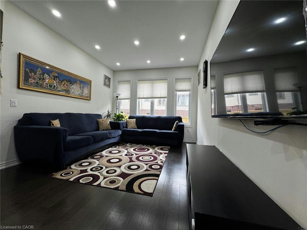 10 Talence Drive, Hamilton, ON, L8J 0L2 - 9