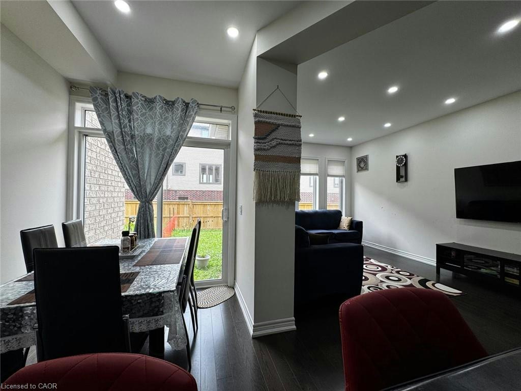 10 Talence Drive, Hamilton, ON, L8J 0L2 - 7