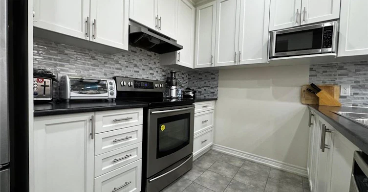 10 Talence Drive, Hamilton, ON, L8J 0L2 - 5