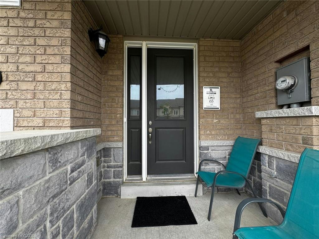 10 Talence Drive, Hamilton, ON, L8J 0L2 - 2