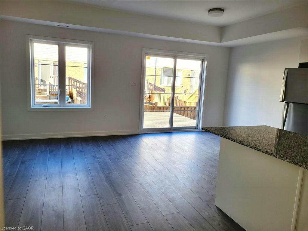 #50-205 West Oak Trail, Kitchener, ON, N2R 0R9 - 4