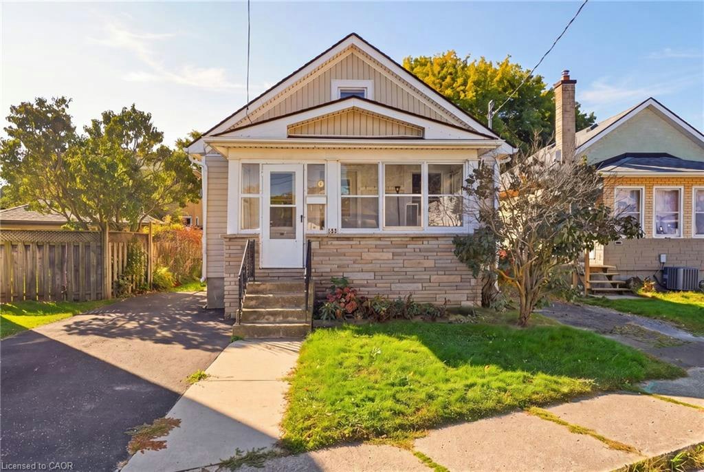 132 Grass Avenue, St. Catharines, ON, L2R 1T4
