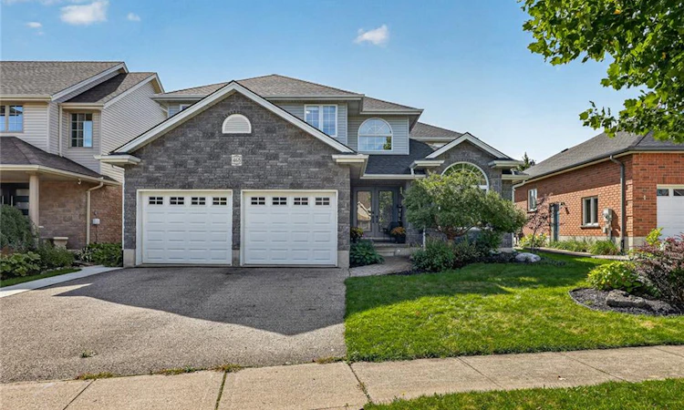 468 Lakeview Drive