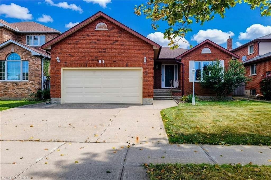 61 Highland Road, Hamilton, ON, L8J 2T7