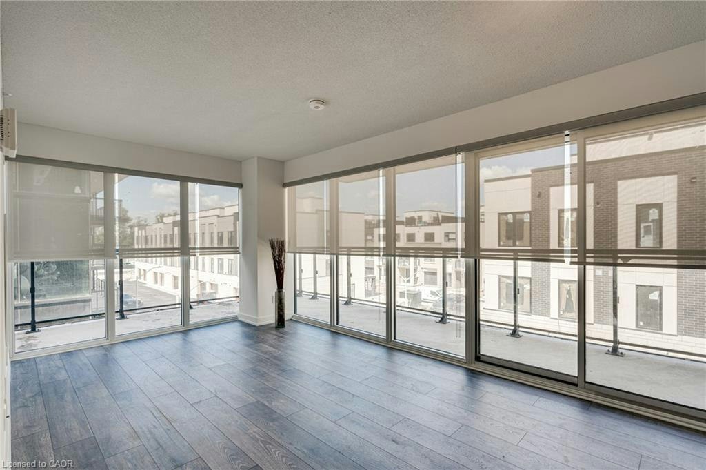 B323-1119 Cooke Boulevard, Burlington, ON, L7Y 0C7 4