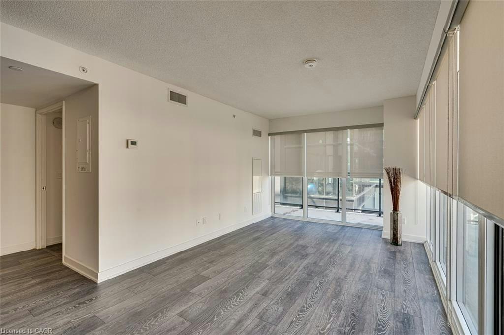 B323-1119 Cooke Boulevard, Burlington, ON, L7Y 0C7 5