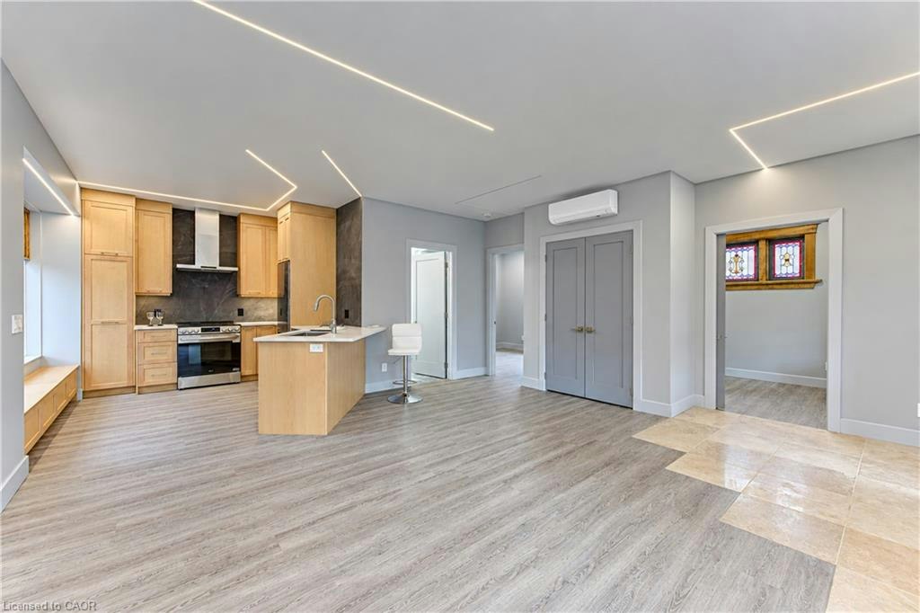 56 Mansion Street, Kitchener, ON, N2H 2J6 - 7