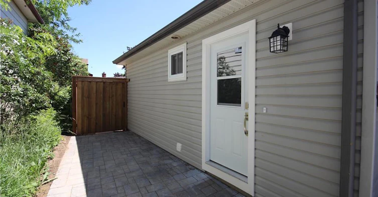 2-177 Broken Oak Crescent, Kitchener, ON, N2N 1N8