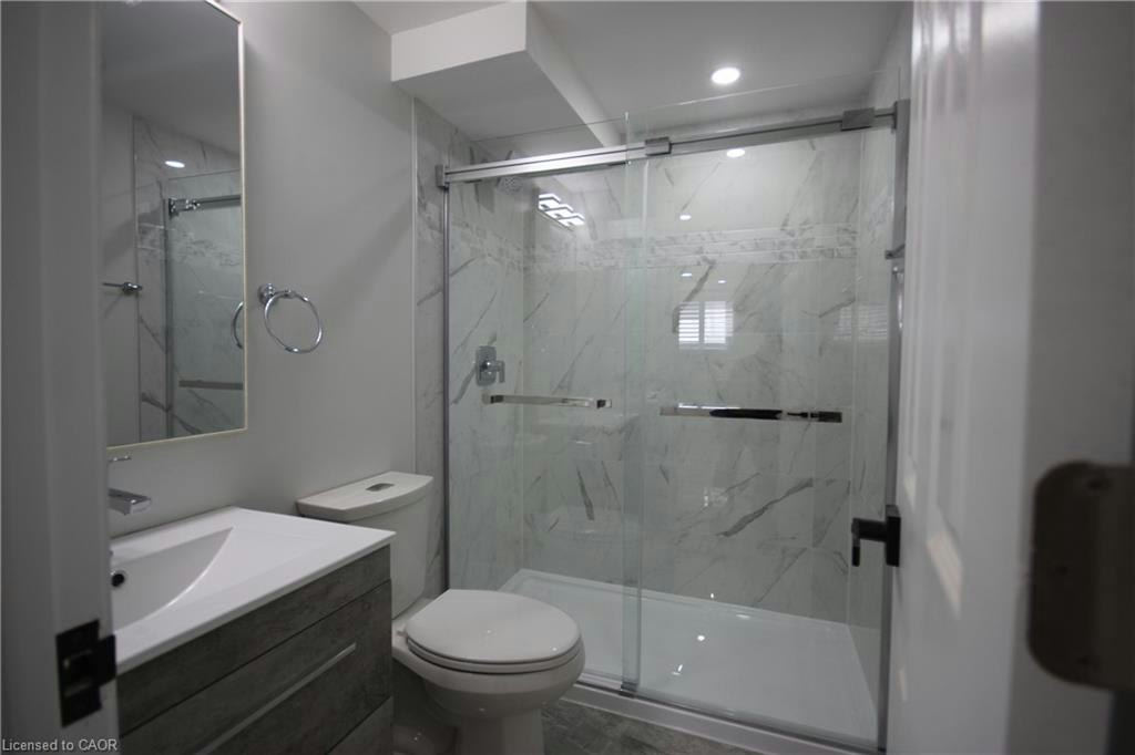 2-177 Broken Oak Crescent, Kitchener, ON, N2N 1N8 - 16