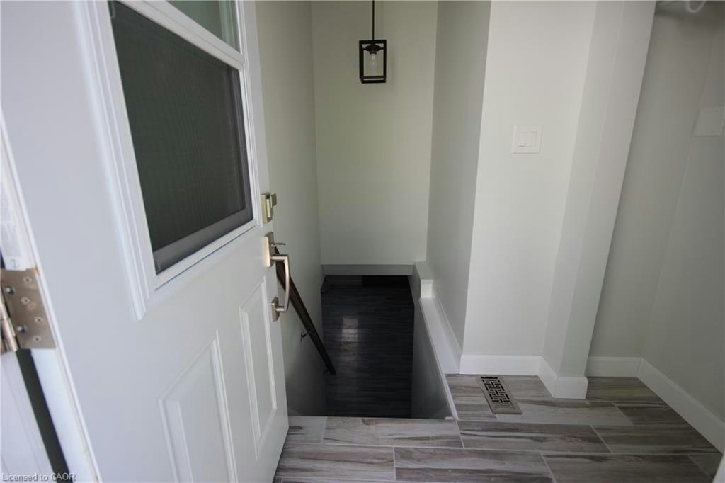 2-177 Broken Oak Crescent, Kitchener, ON, N2N 1N8 - 2