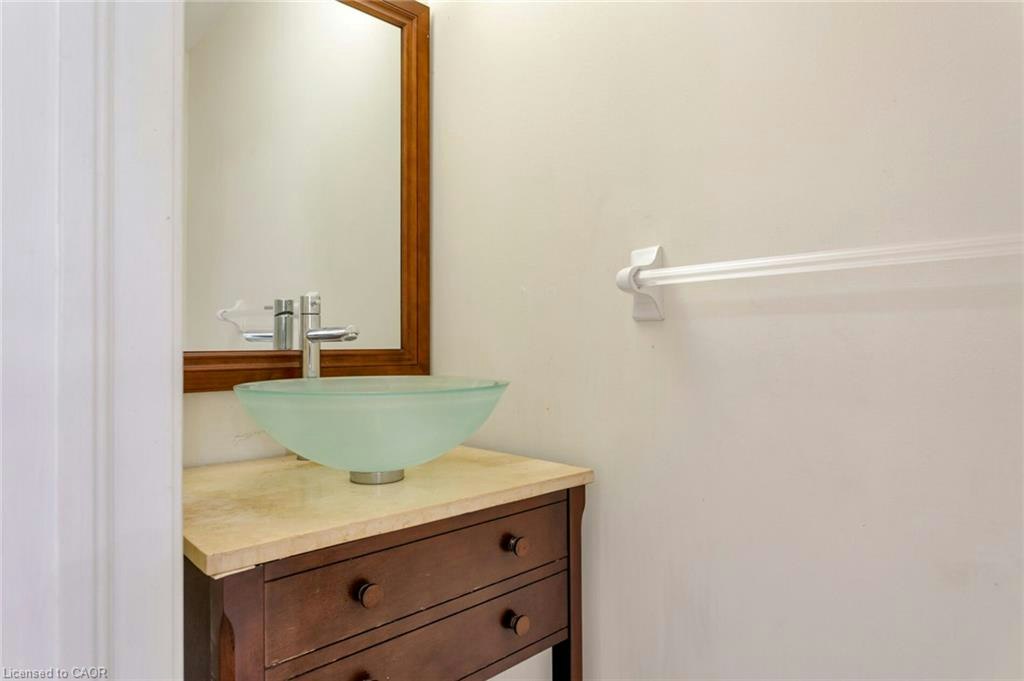 2204 Grand Oak Trail, Oakville, ON, L6M 4S6 - 6