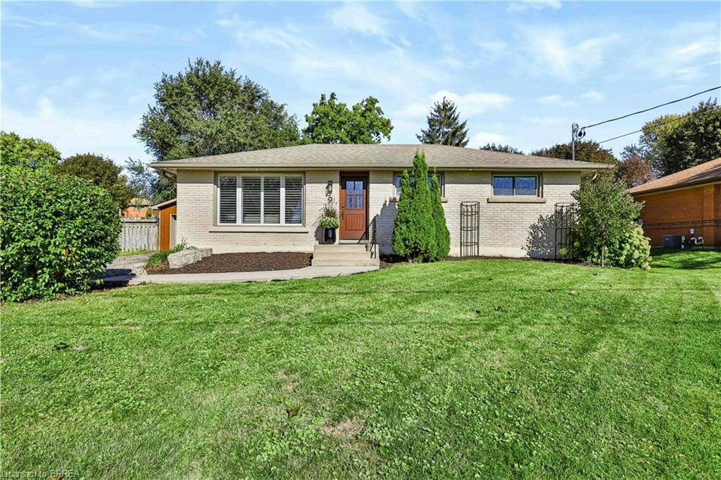 9 Phillip Street, Brant, ON, N0E 1N0