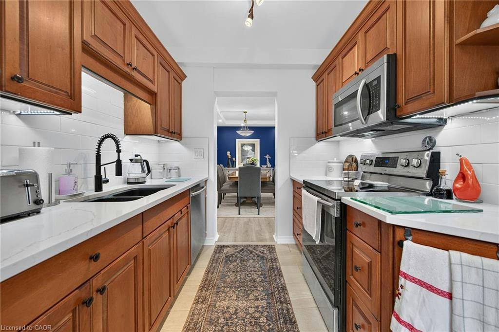 101-28 Robinson Street N, Grimsby, ON, L3M 3C9 - 31