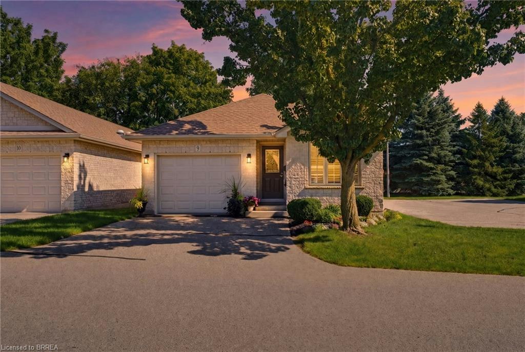 9-73 Morton Avenue W, Brantford, ON, N3R 2N7