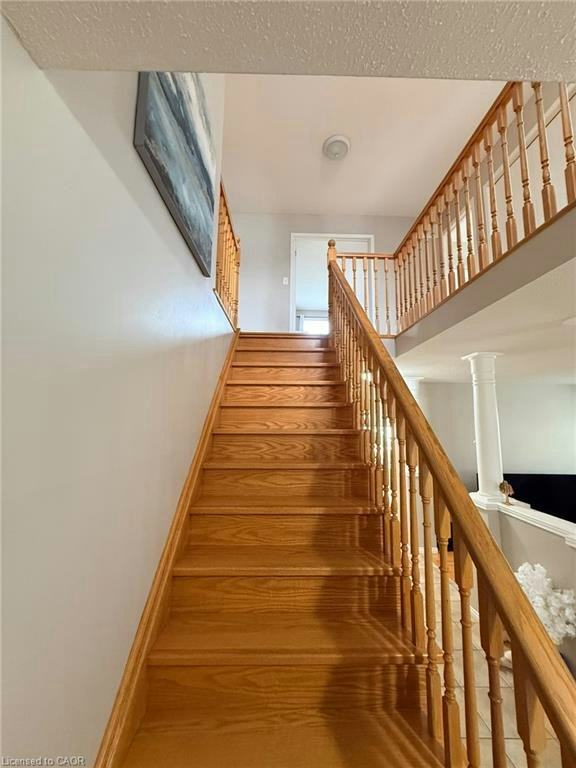 424 Newport Drive, Cambridge, ON, N3H 5S6 - 16