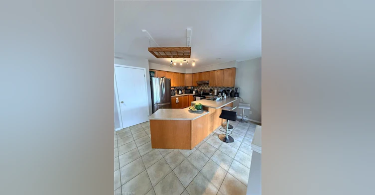 424 Newport Drive, Cambridge, ON, N3H 5S6 - 11