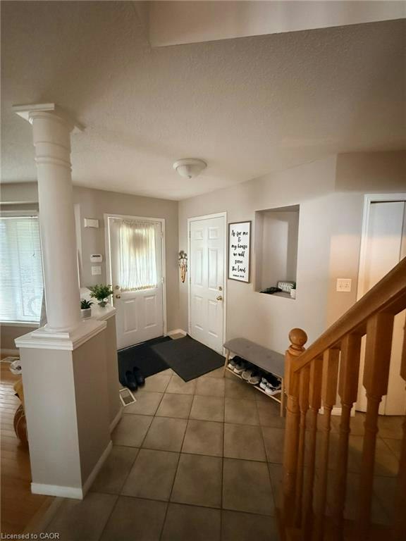 424 Newport Drive, Cambridge, ON, N3H 5S6 - 4