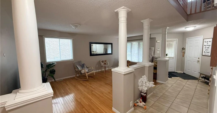 424 Newport Drive, Cambridge, ON, N3H 5S6 - 5