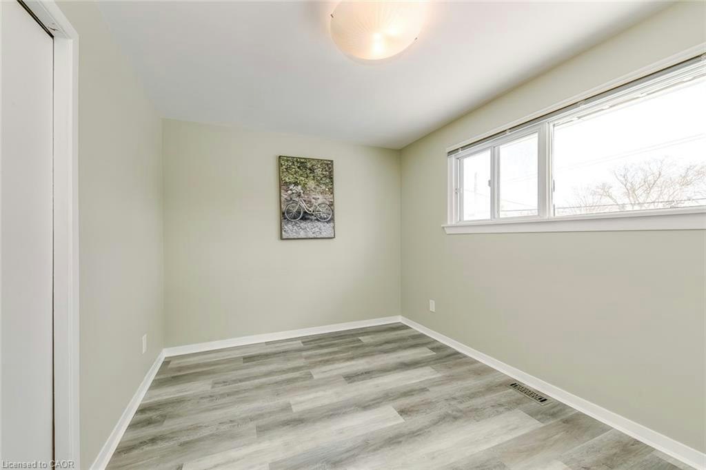 5440 Windermere Drive, Burlington, ON, L7L 3M5 - 26